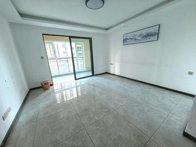 官渡碧桂园樾府，4室2厅房子出租